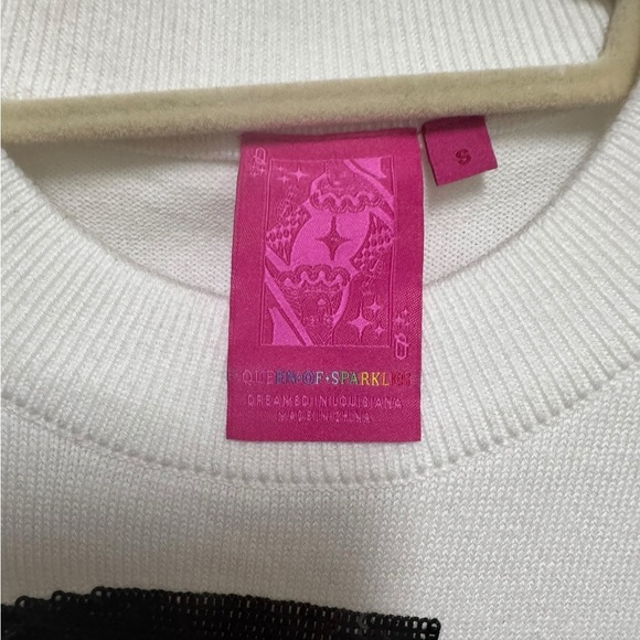 QUEEN OF SPARKLES White Sequin Snowman Crewneck with Feather Cuffs NWOT SIZE S - Picture 4 of 7